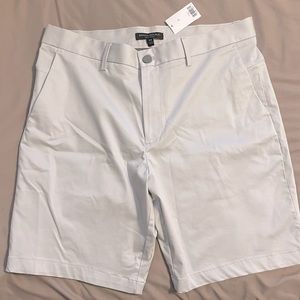 Banana Republic Aiden 9” Core Temp Shorts